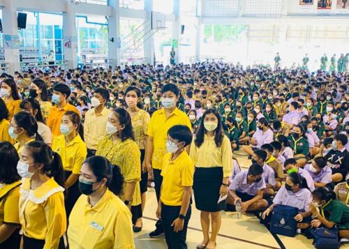 LINE ALBUM วันเฉลิมพระชนมพรรษาสมเด็จพระนางเจ้าส 15