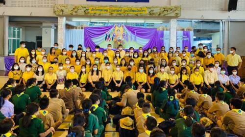 LINE ALBUM วันเฉลิมพระชนมพรรษาสมเด็จพระนางเจ้าส 22