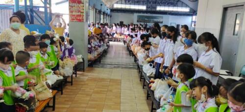 08 11 kratong093