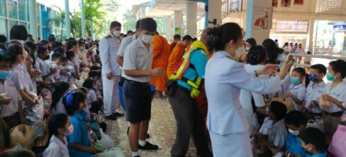 08 11 kratong105