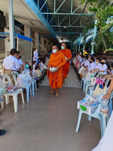 08 11 kratong151