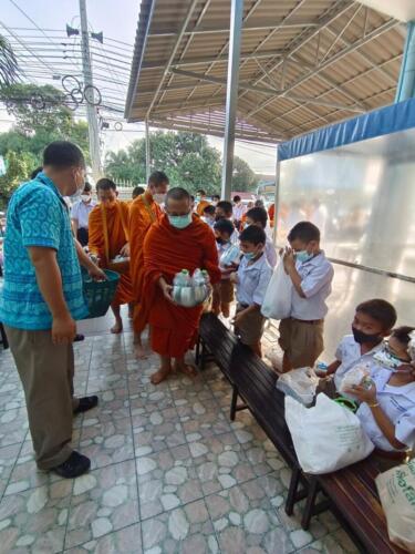 08 11 kratong164