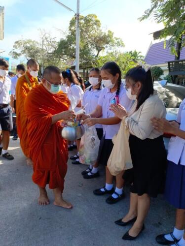 08 11 kratong272