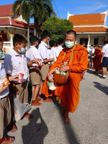 08 11 kratong274