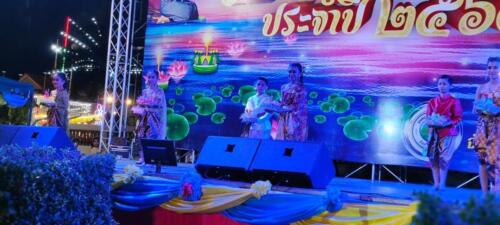 08 11 kratong111