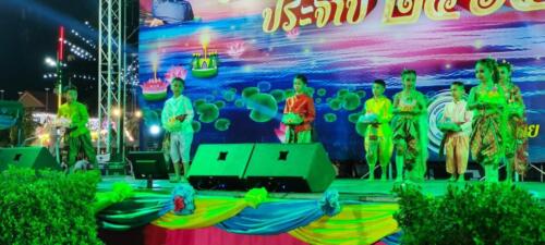 08 11 kratong121