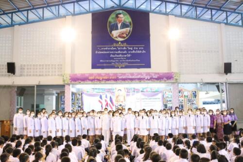 LINE ALBUM วันเฉลิมพระชนมพรรษาสมเด็จพระบรมราชิน 57