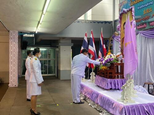 LINE ALBUM วันเฉลิมพระชนมพรรษาสมเด็จพระบรมราชิน 68