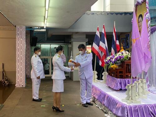 LINE ALBUM วันเฉลิมพระชนมพรรษาสมเด็จพระบรมราชิน 70