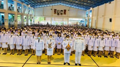 LINE ALBUM วันเฉลิมพระชนมพรรษาสมเด็จพระบรมราชิน 84